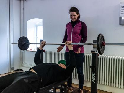 Sporttherapie - Therapiezentrum Br&uuml;ckle