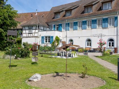 Aussenansicht des Therapiezentrums Br&uuml;ckle
